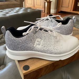 NWOT Footjoy Women’s Golf Shoes